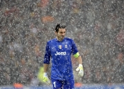 JackeyLove在独行侠比赛中出色发挥，比赛规则变更引发热议！热度持续攀升